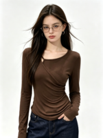 Áo dài tay nữ cổ chéo cut-out ôm dáng - Ảnh 3