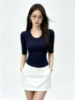 Áo thun ôm nữ cổ U tay lỡ màu xanh navy – ảnh chính Sweet Fable
