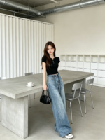 Quần Jeans Nữ Ống Rộng Màu Xanh Nhạt - Ảnh 5