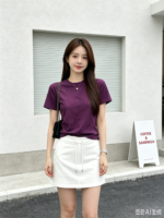Áo thun nữ cổ tròn tay ngắn trơn dáng vừa – Tím