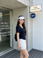 Áo thun nữ cổ U tay ngắn ôm eo vạt cong – ảnh 6 Sweet Fable