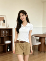 Áo polo nữ tay ngắn ôm dáng có chữ nhỏ ở ngực – ảnh 3 Sweet Fable
