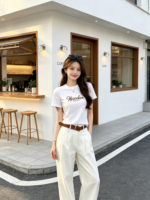 Áo thun nữ cổ tròn tay ngắn in chữ viết tay – ảnh 3 Sweet Fable