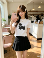 Áo thun nữ cổ tròn tay ngắn in cún chấm bi – ảnh 5 Sweet Fable