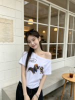 Áo thun nữ lệch vai tay ngắn in cún đội mũ – ảnh 3 Sweet Fable